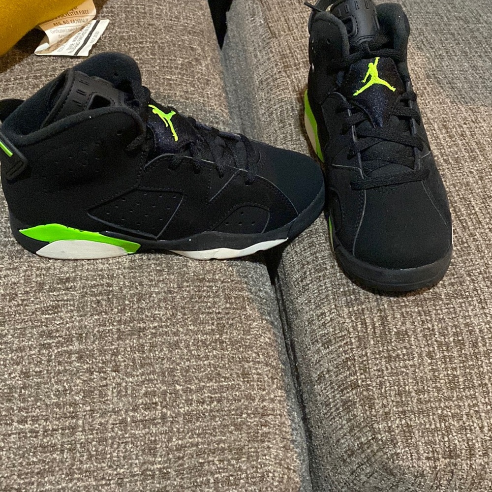 Kids Jordan 6 retro